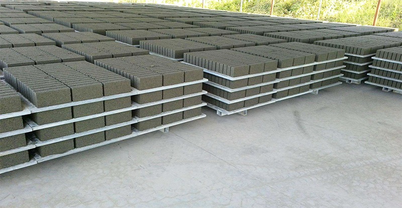 PVC<a href=http://www.qi-xing.com/ target=_blank class=infotextkey>空心磚托板</a>