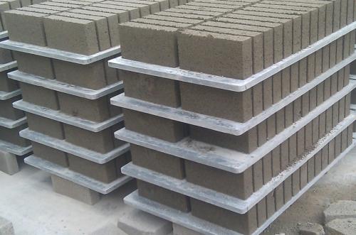 <a href=http://www.qi-xing.com/zjtb/ target=_blank class=infotextkey>PVC磚機托板</a>廠家